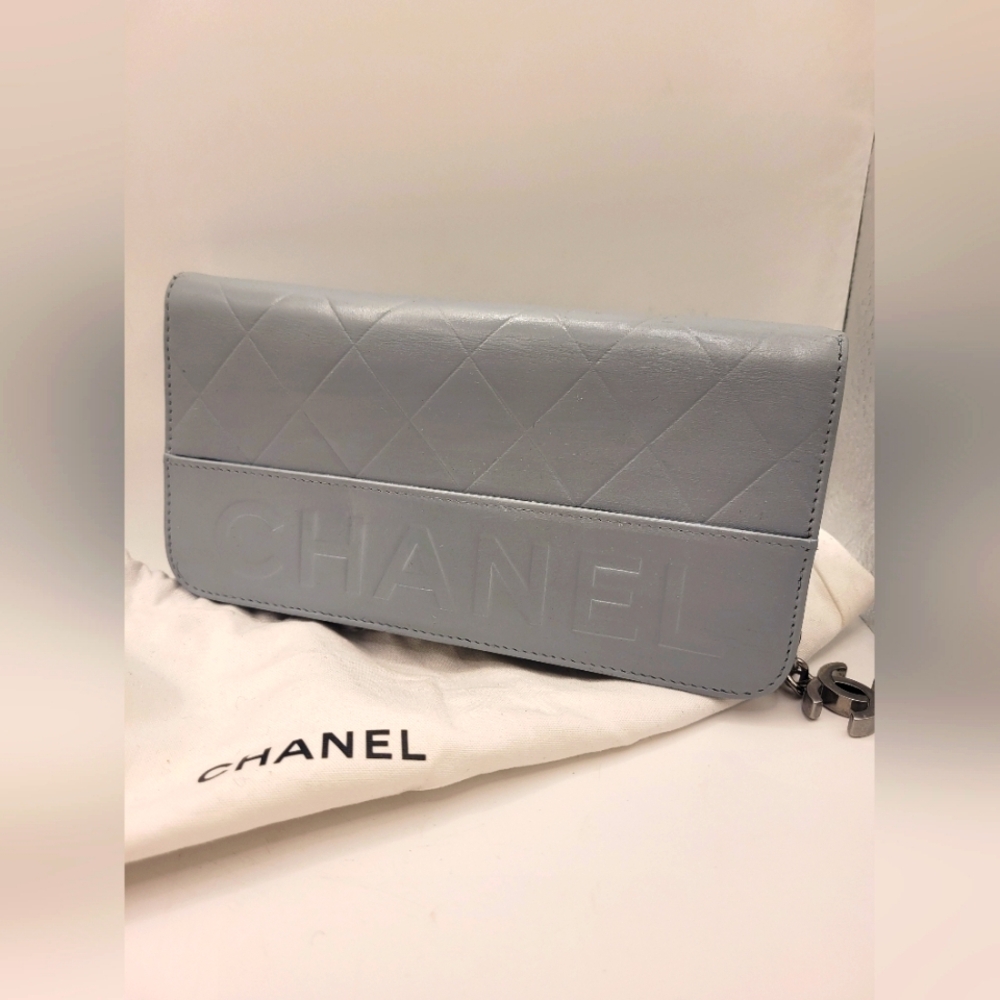 Chanel Bifold Gray Lambskin Wallet